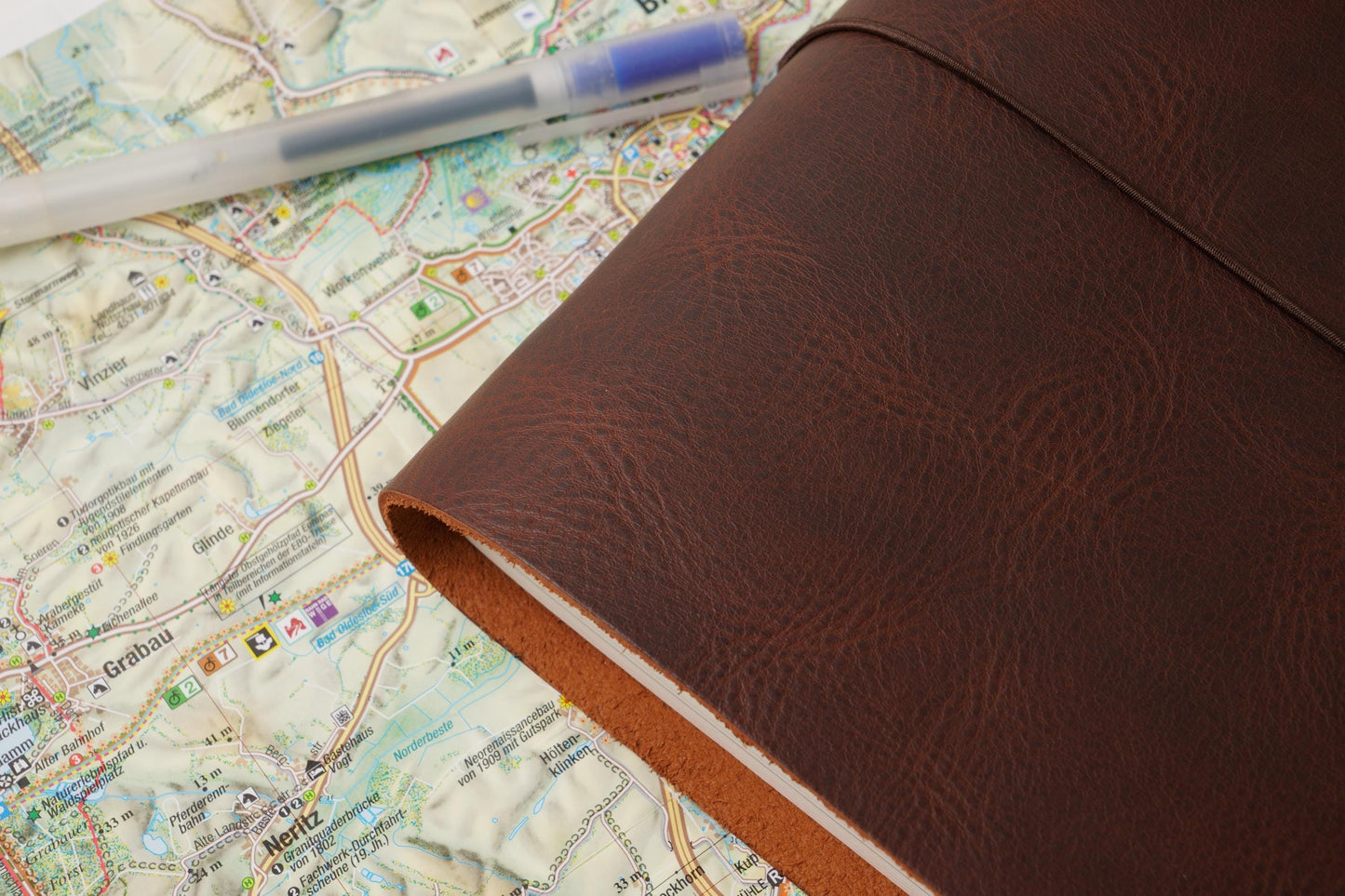 Leather B6 Traveler’s Notebook: Fits Stalogy 365 & Leuchtturm1917