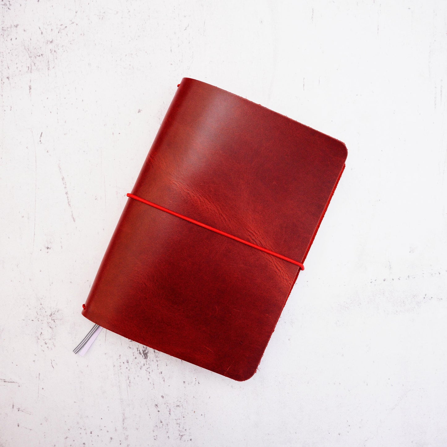 A5 Leather Traveler’s Notebook Cover: High-Capacity 4-Insert Folio