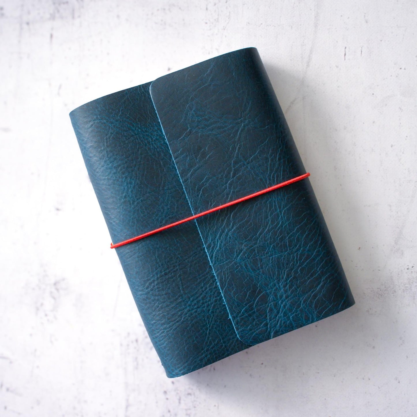 A5 Trifold Leather Traveler’s Notebook: Wrap-Around Cover