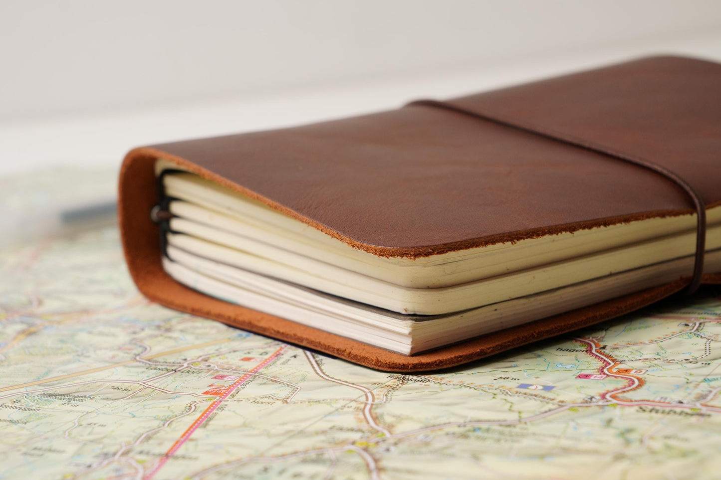 Leather A6 Traveler's Notebook Cover: High-Capacity 4-Insert Folio