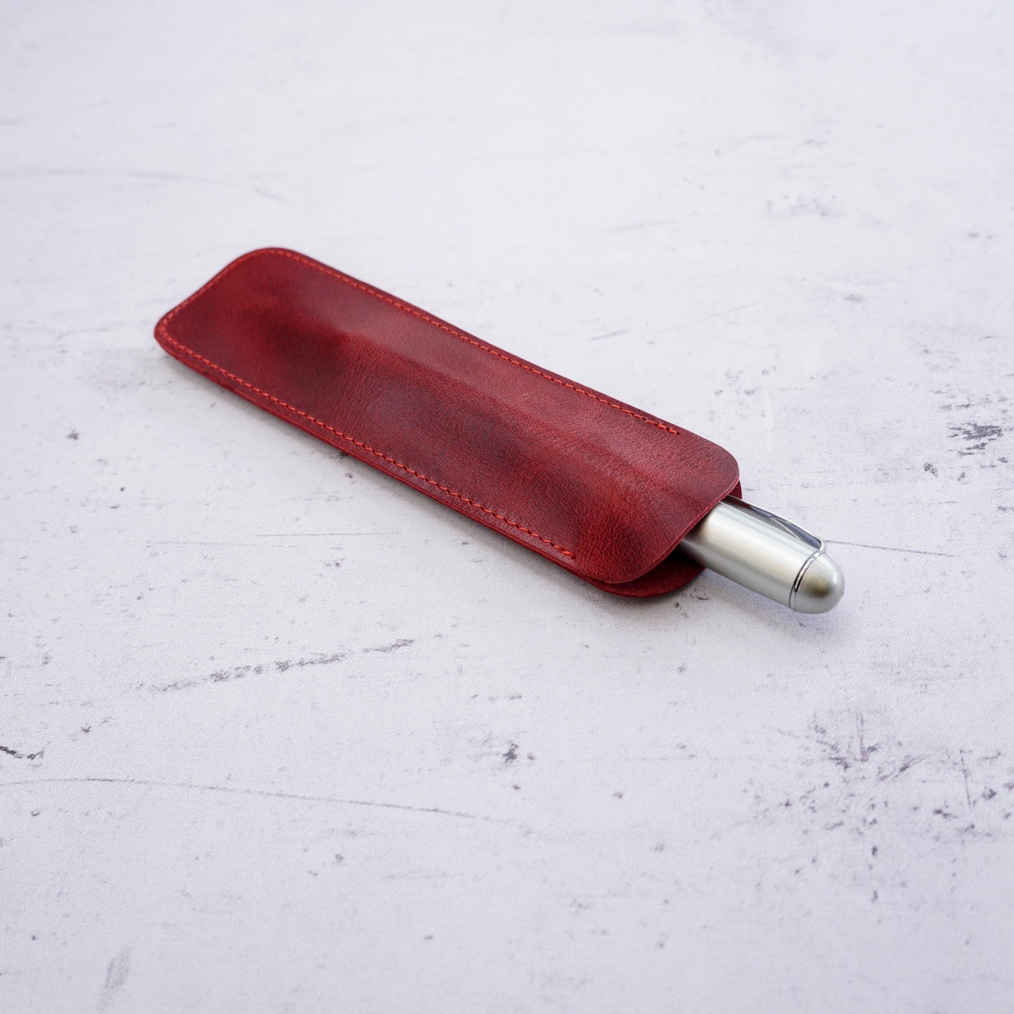 Minimalist Leather Single Pen Sleeve: Fits LAMY Safari