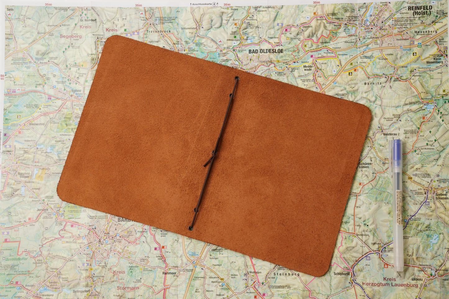 Leather B6 Traveler’s Notebook: Fits Stalogy 365 & Leuchtturm1917