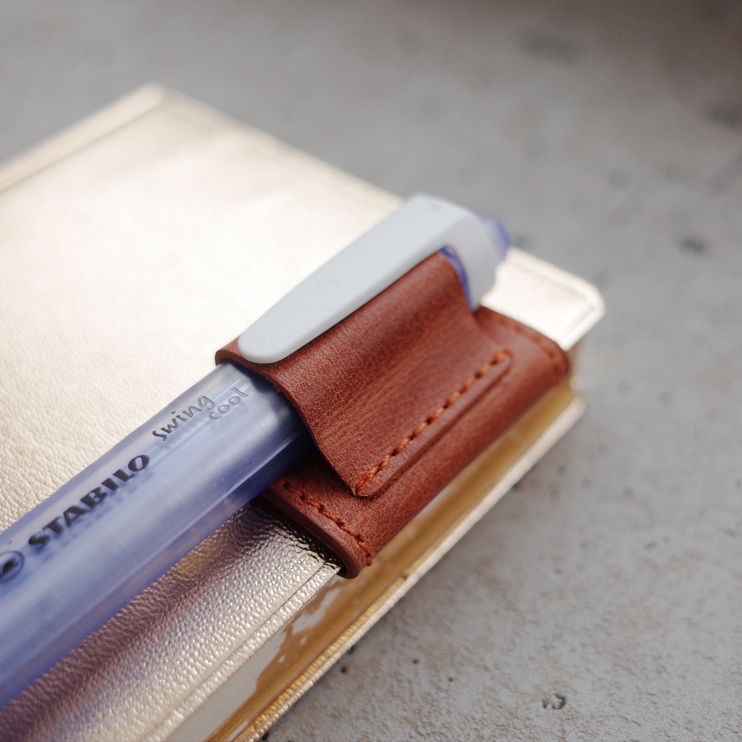 Magnetic Leather Pen Clip: Single-Loop Journal Holder