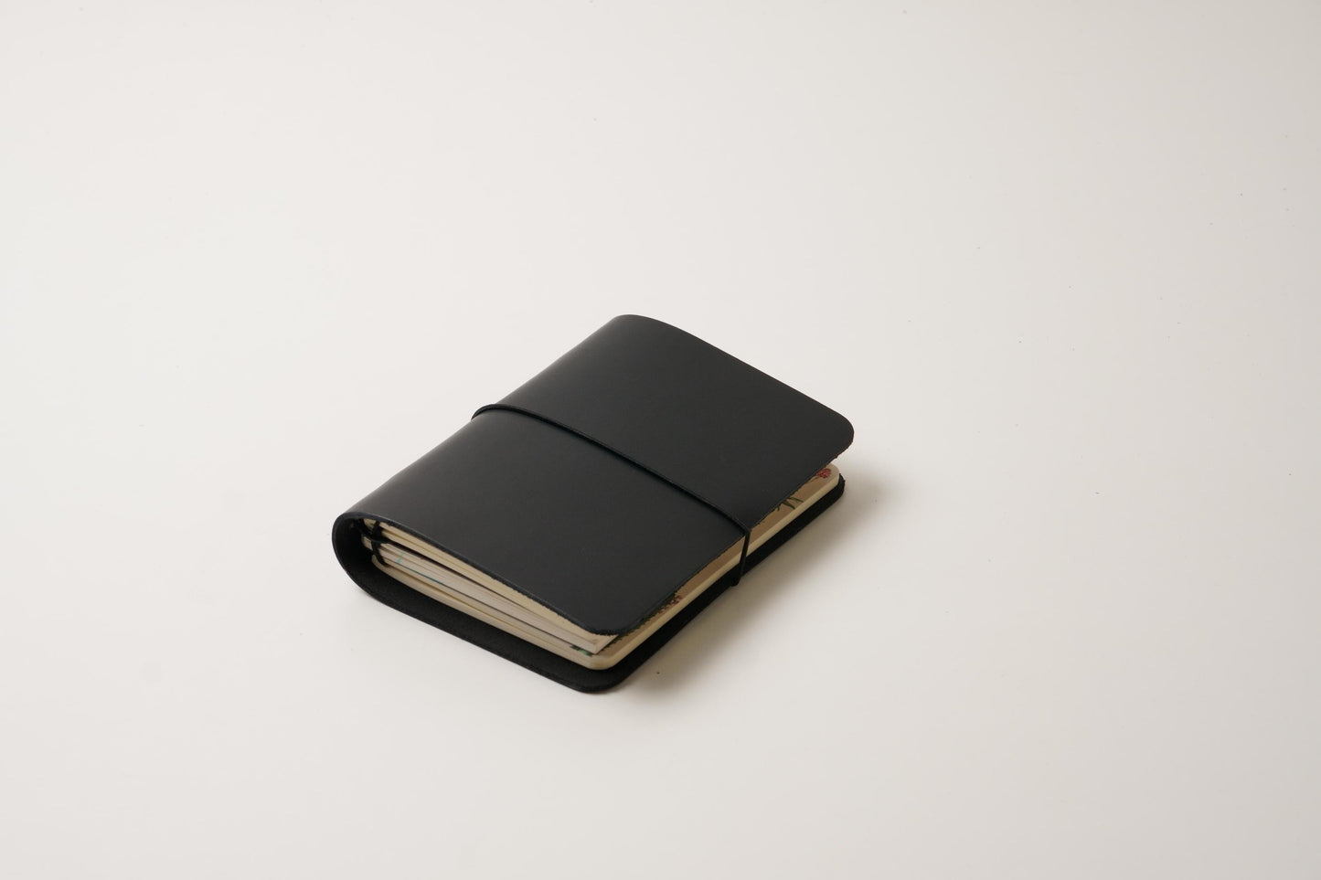 Leather A6 Traveler's Notebook Cover: High-Capacity 4-Insert Folio