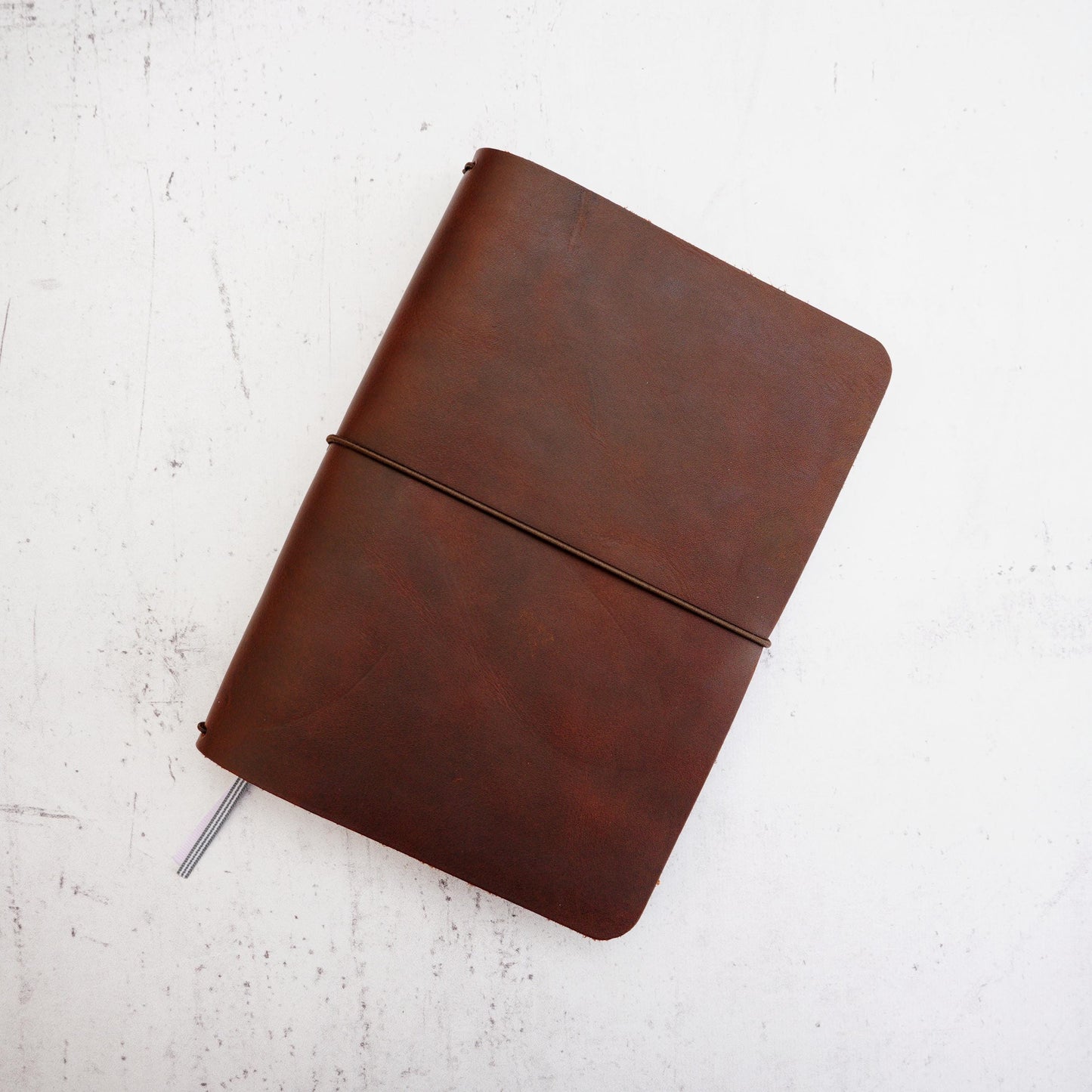 A5 Leather Traveler’s Notebook Cover: High-Capacity 4-Insert Folio