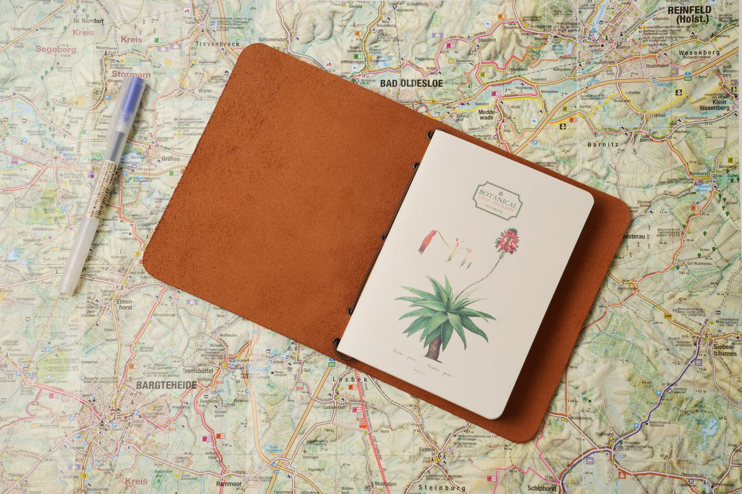 Leather A6 Traveler's Notebook Cover: High-Capacity 4-Insert Folio