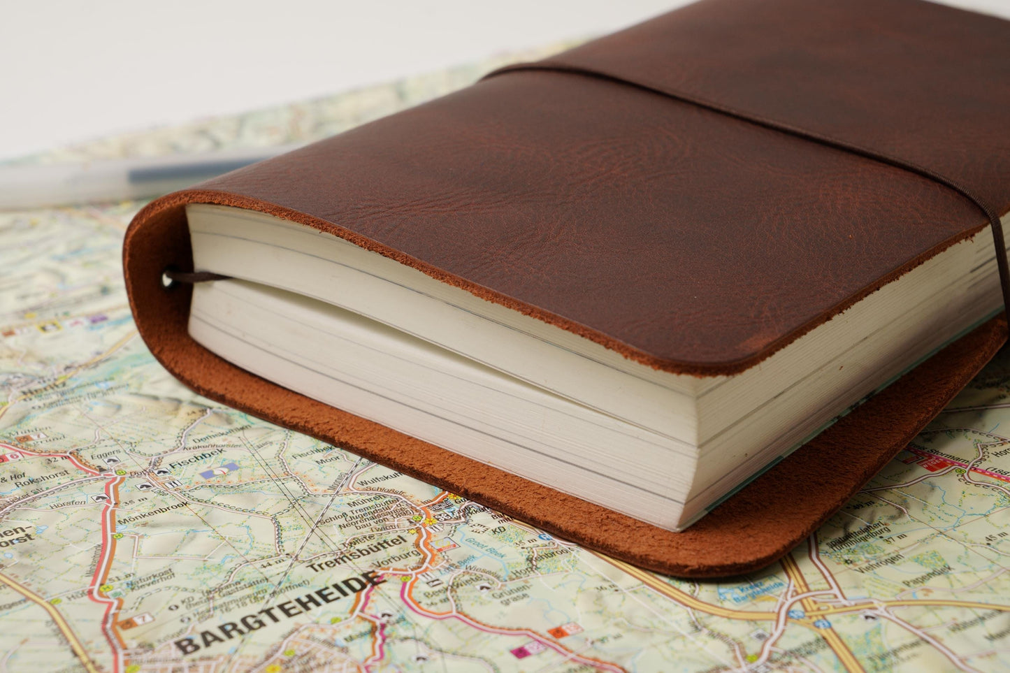 Leather B6 Traveler’s Notebook: Fits Stalogy 365 & Leuchtturm1917