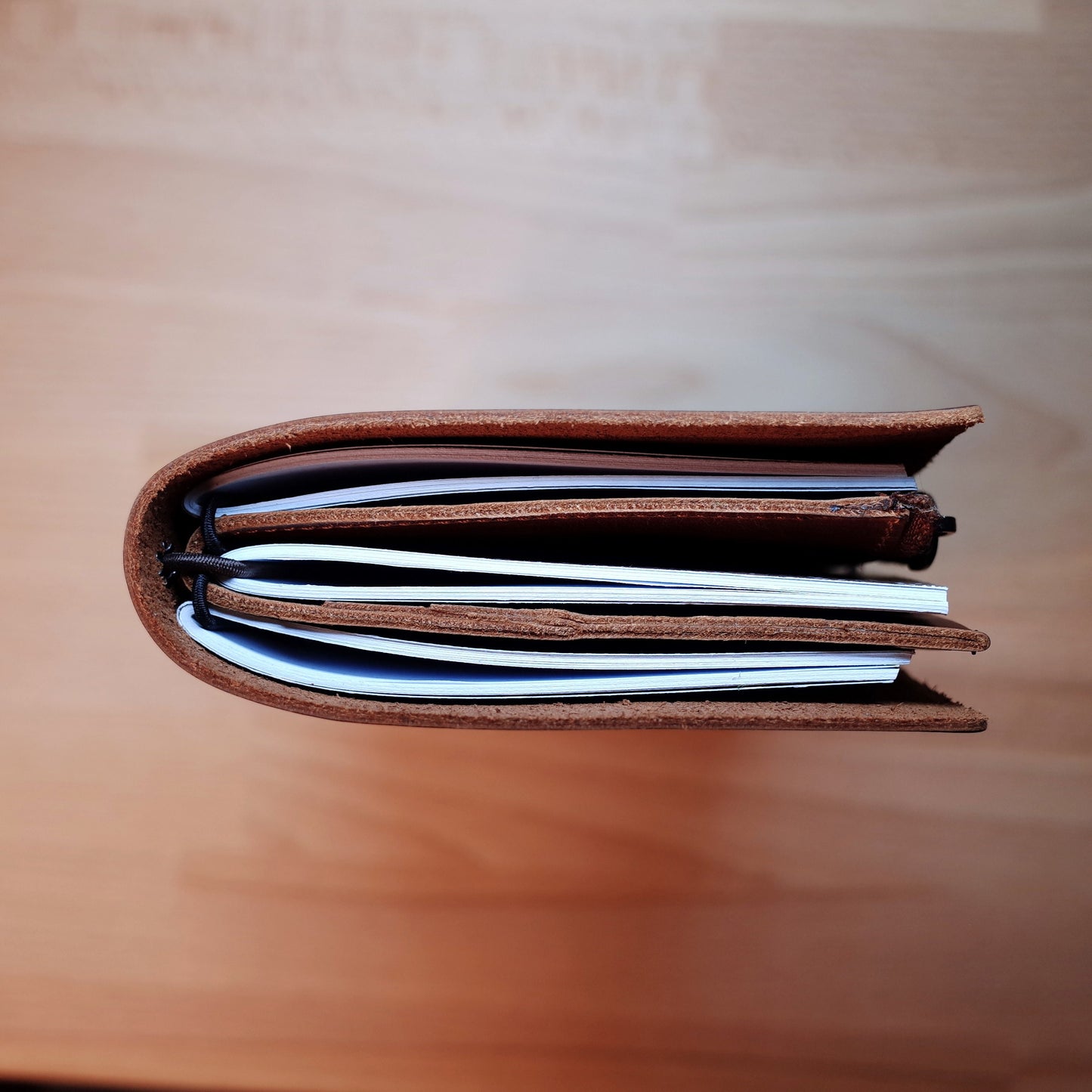 Signature Traveler’s Notebook & Wallet Set (Standard-Größe): Das modulare Reisesystem